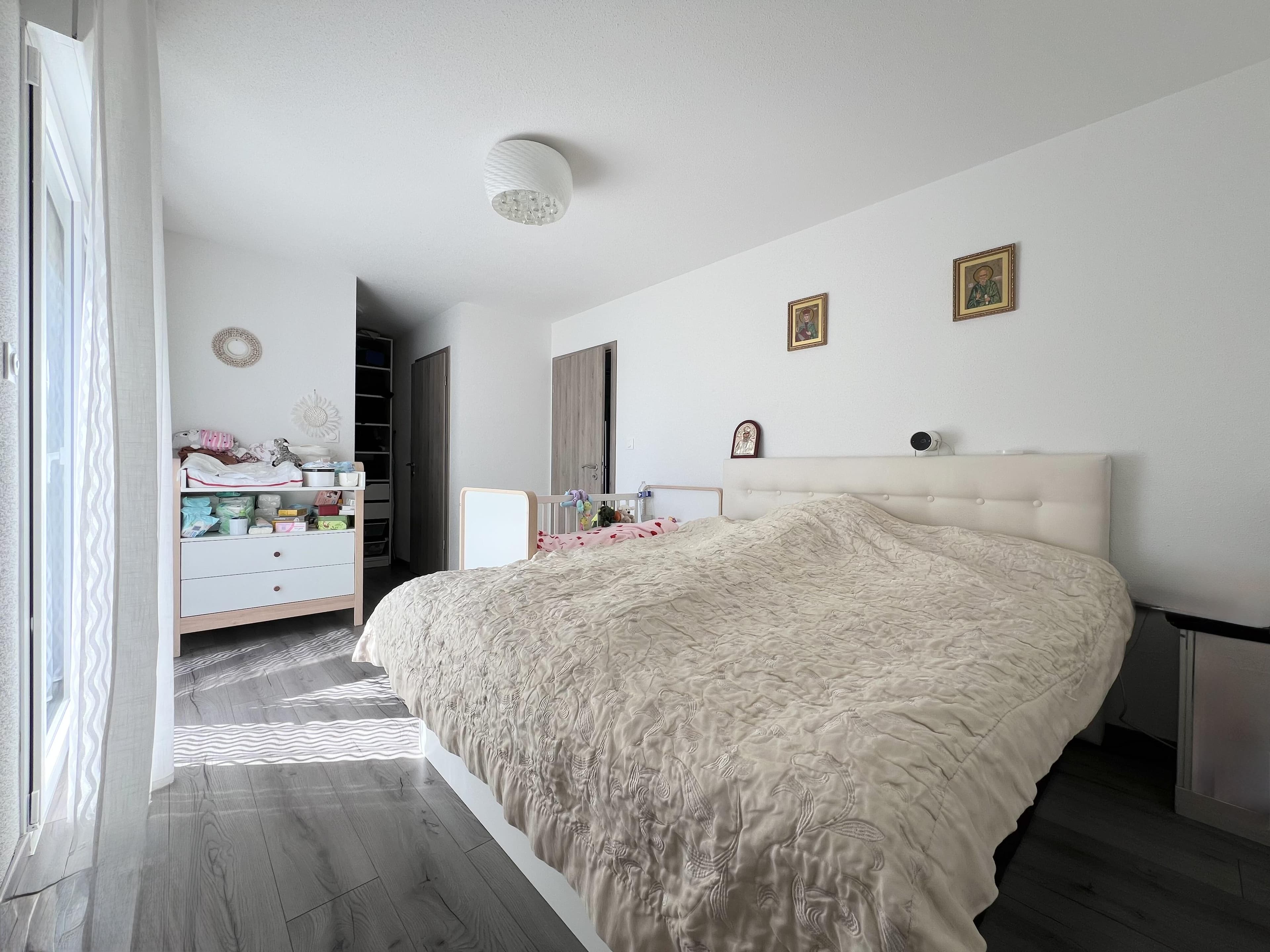 Élégante maison contemporaine de 2024, en impasse, au calme, avec vue dégagée — photo 10