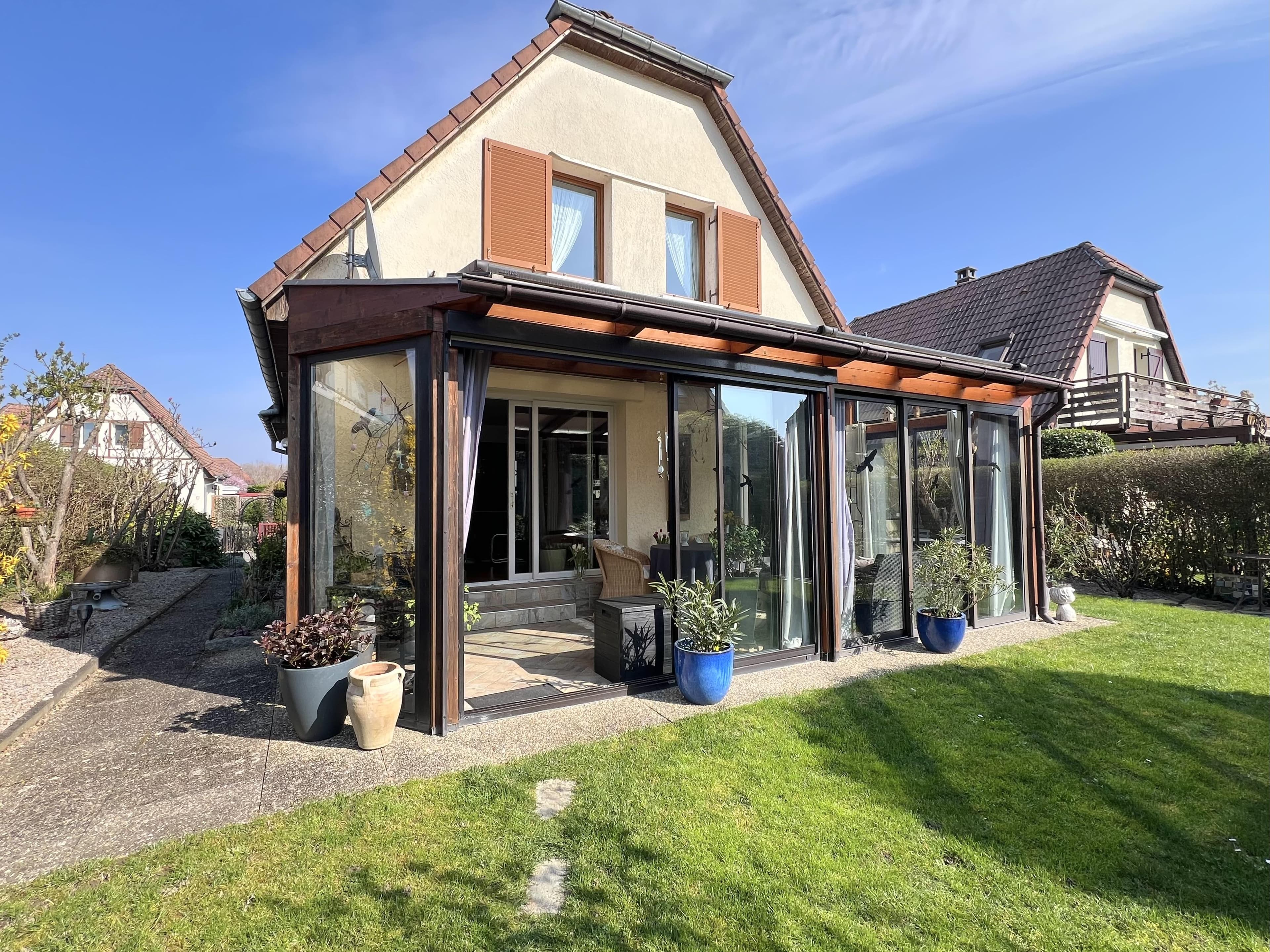 Maison familiale 3 chambres avec jardin et véranda — photo 1
