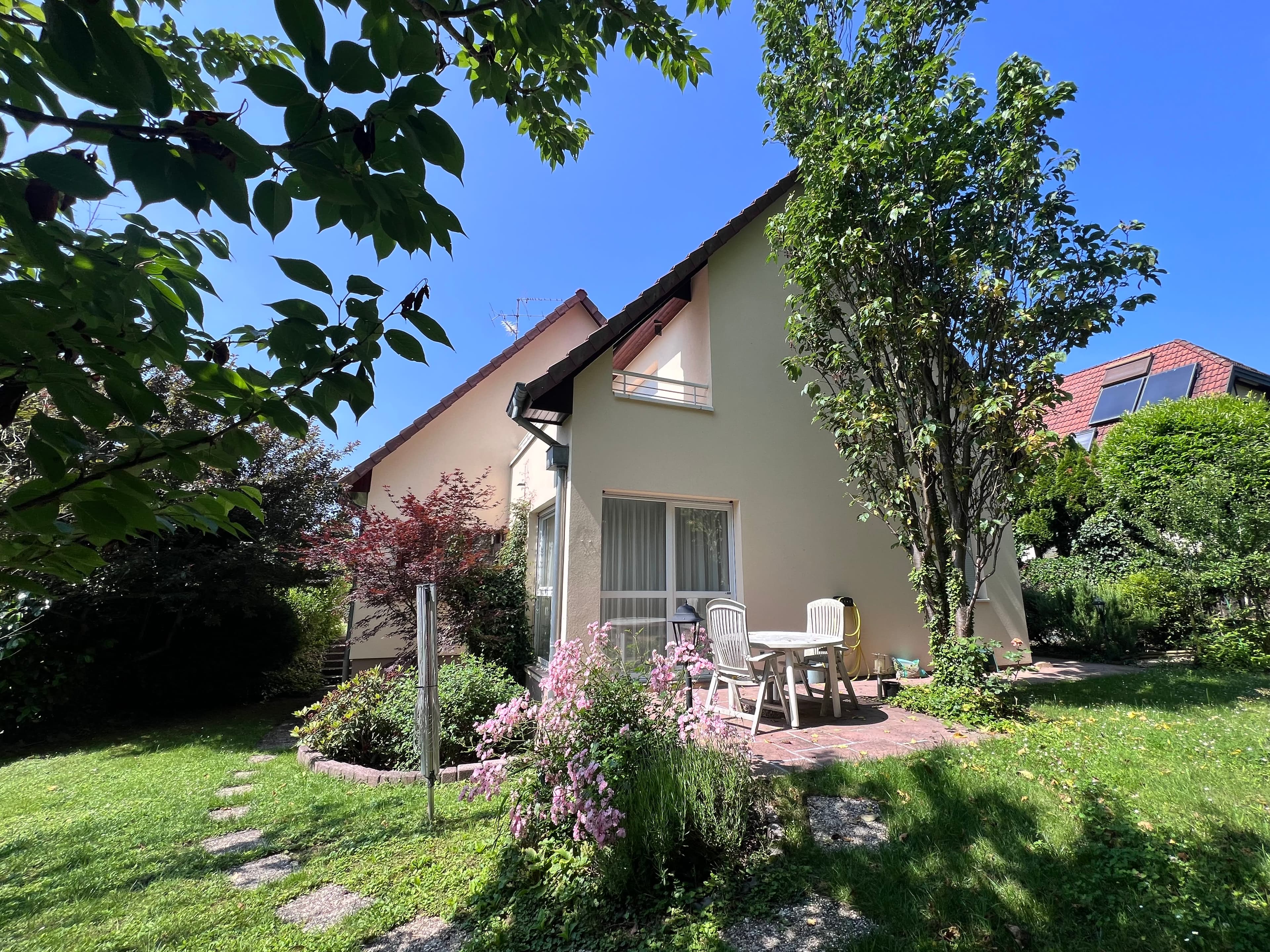Hégenheim - Belle maison familiale avec véranda — photo 1
