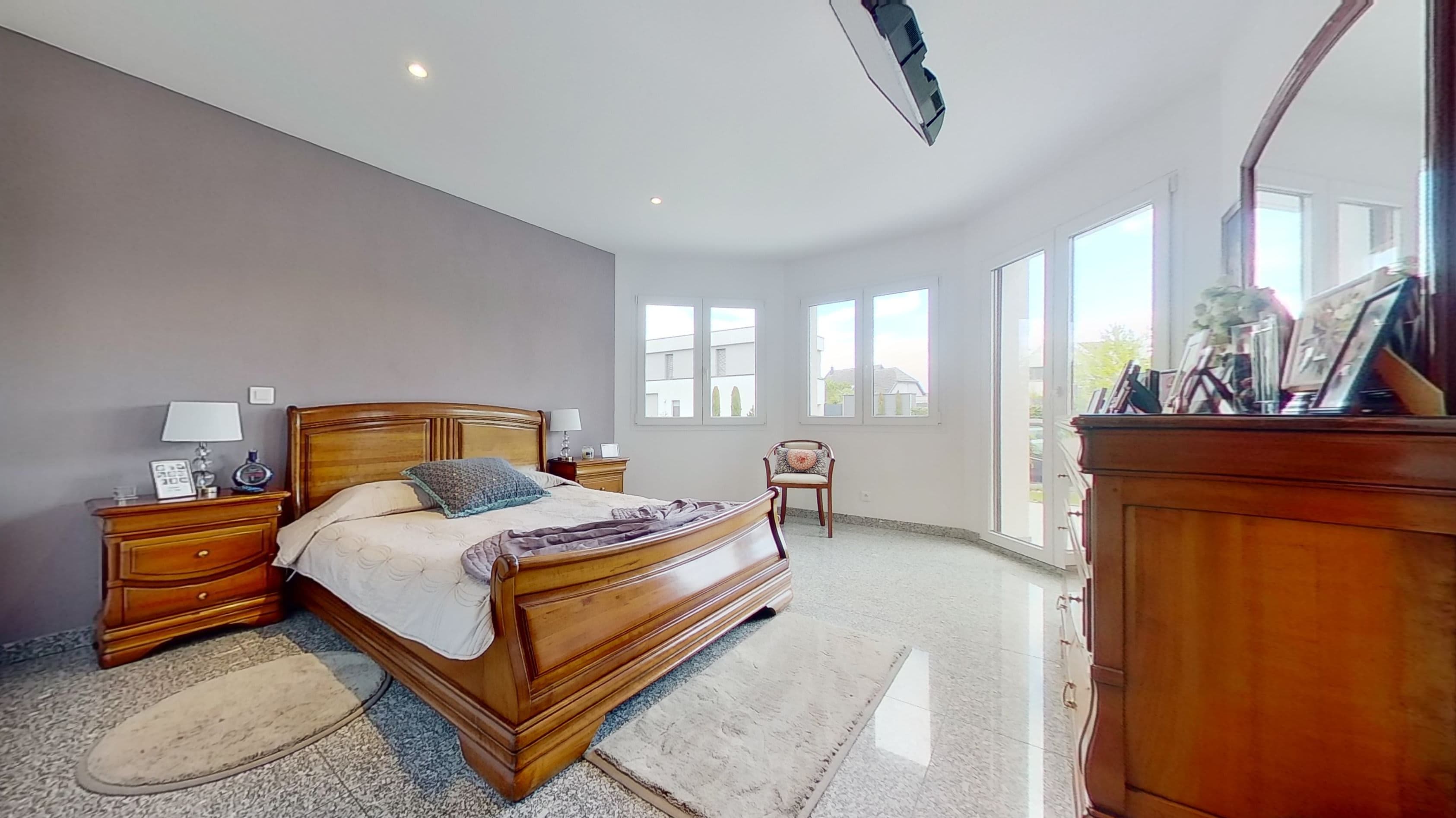 Villa contemporaine d'architecte avec jardin paysager et piscine — photo 10