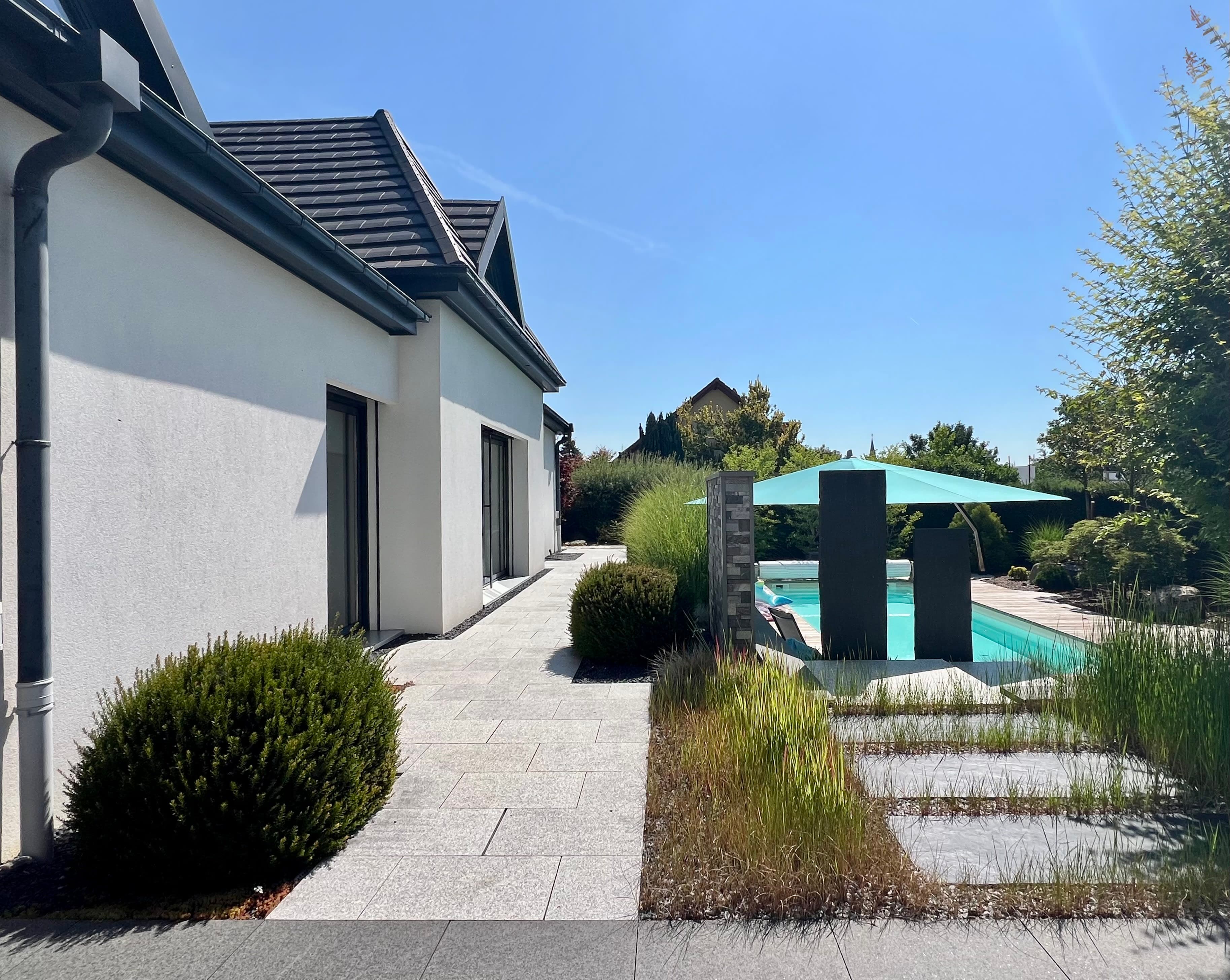 Une propriété confidentielle en lisière de forêt — photo 23